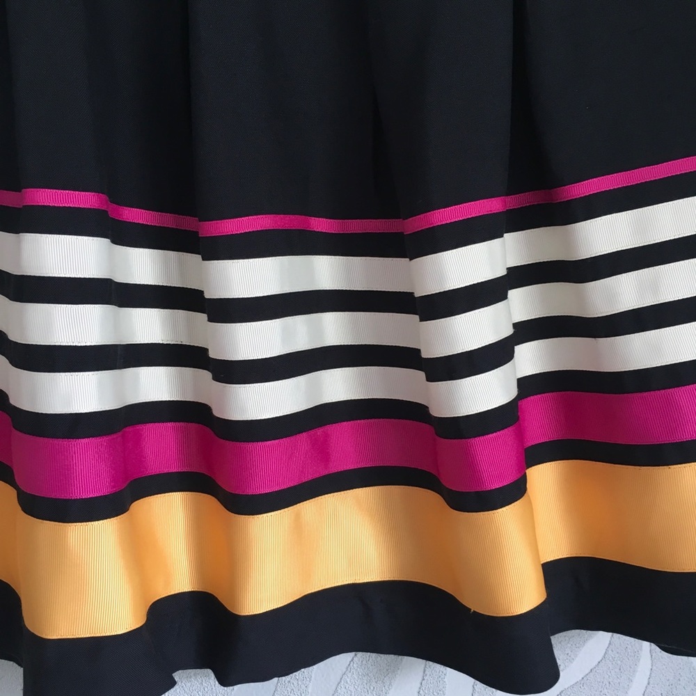 ❌SOLD❌J.McLaughlin Black Skater skirt w/ stripes - Picture 2 of 5